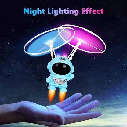 Giocattolo volante astronauta palla volante per bambini giocattoli velivoli mini drone con luci led elicottero aereo
