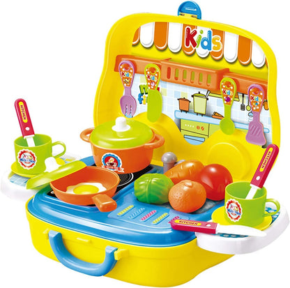 La cucina in valigetta completa di accessori